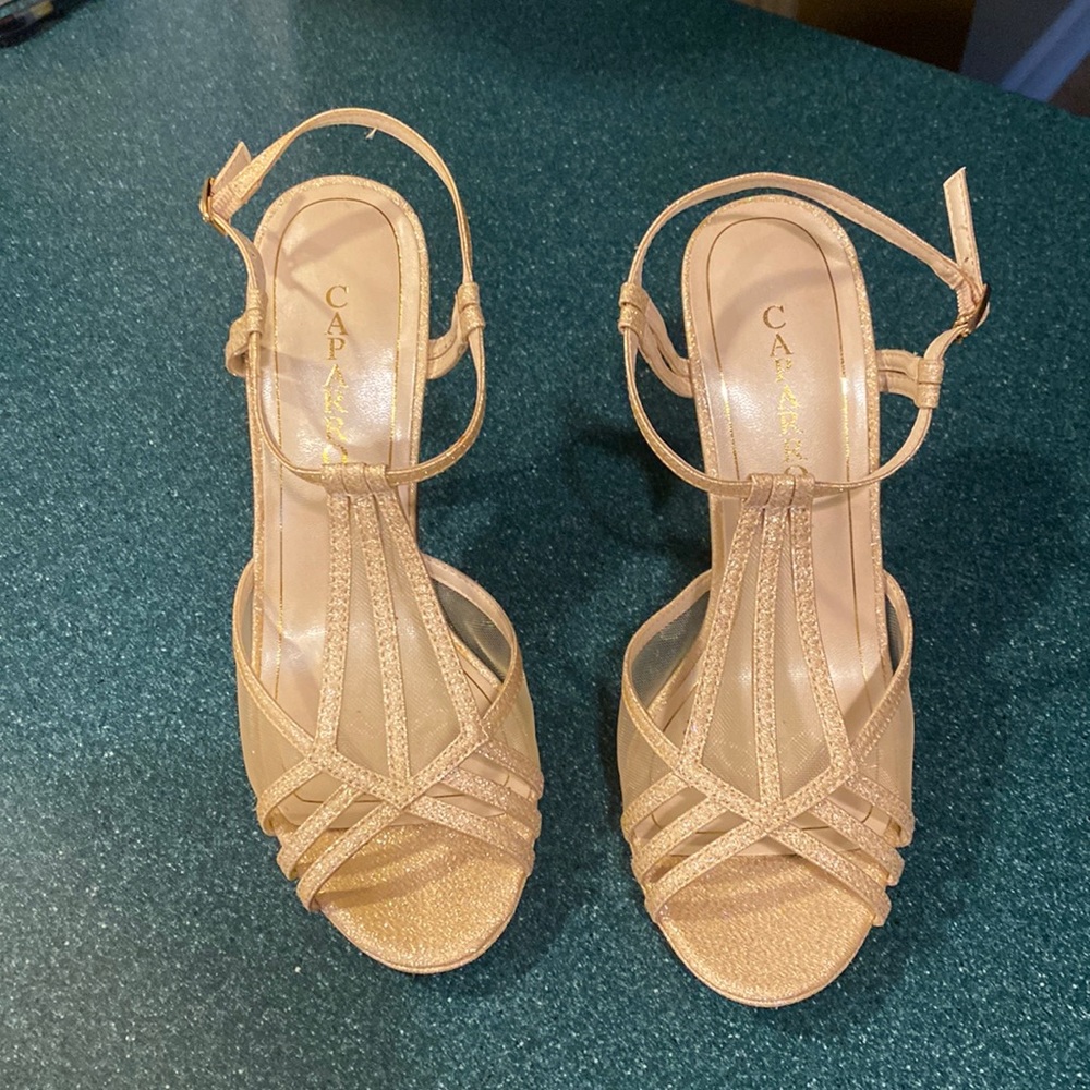 Women’s shoes